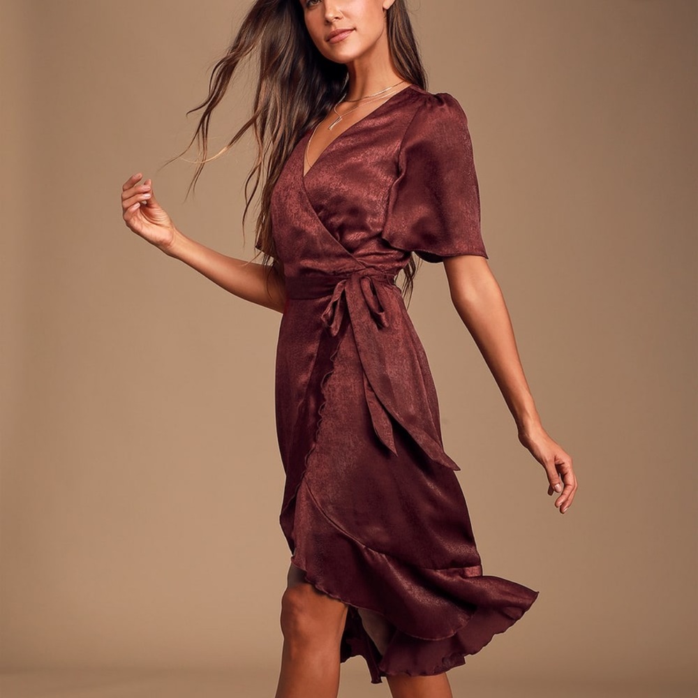 Lulu’s satin wrap midi dress